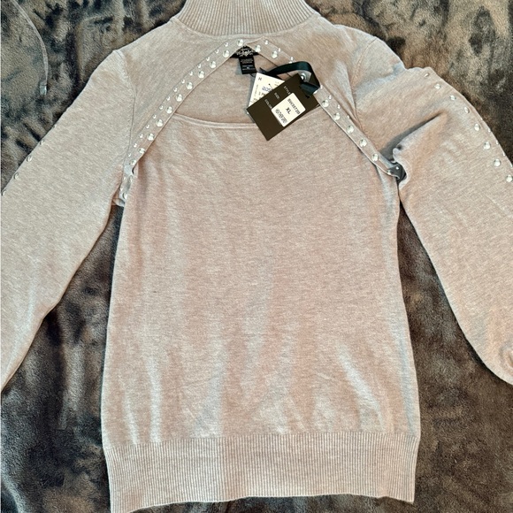 Silverwear by Erica Heather Grey Studded Mock Neck Sweater - XL NWT - Picture 4 of 9